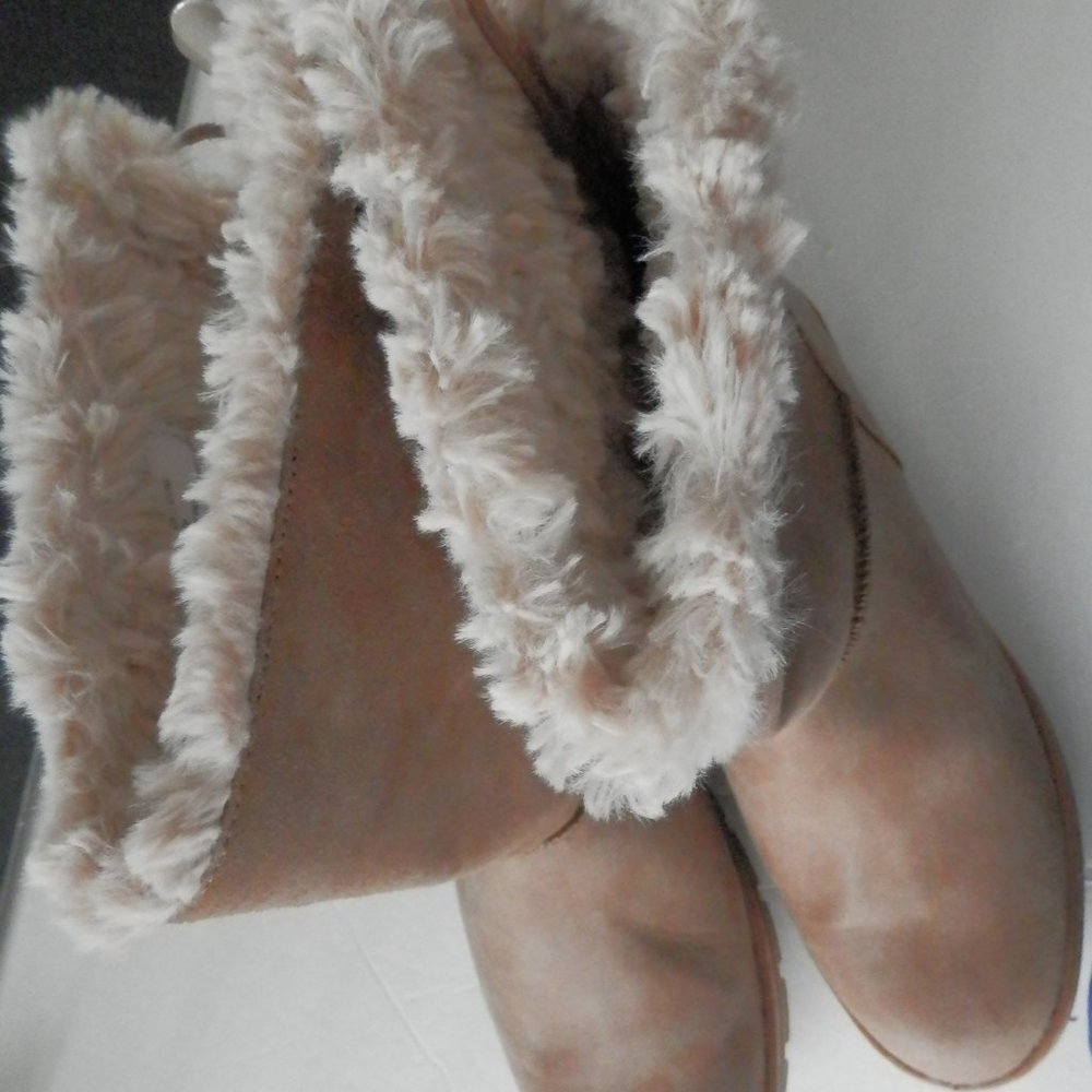 Cliffs by White Mountain Katiana Boots - Vegan Leather For Women SIZE 9.5M NEW - Picture 11 of 11